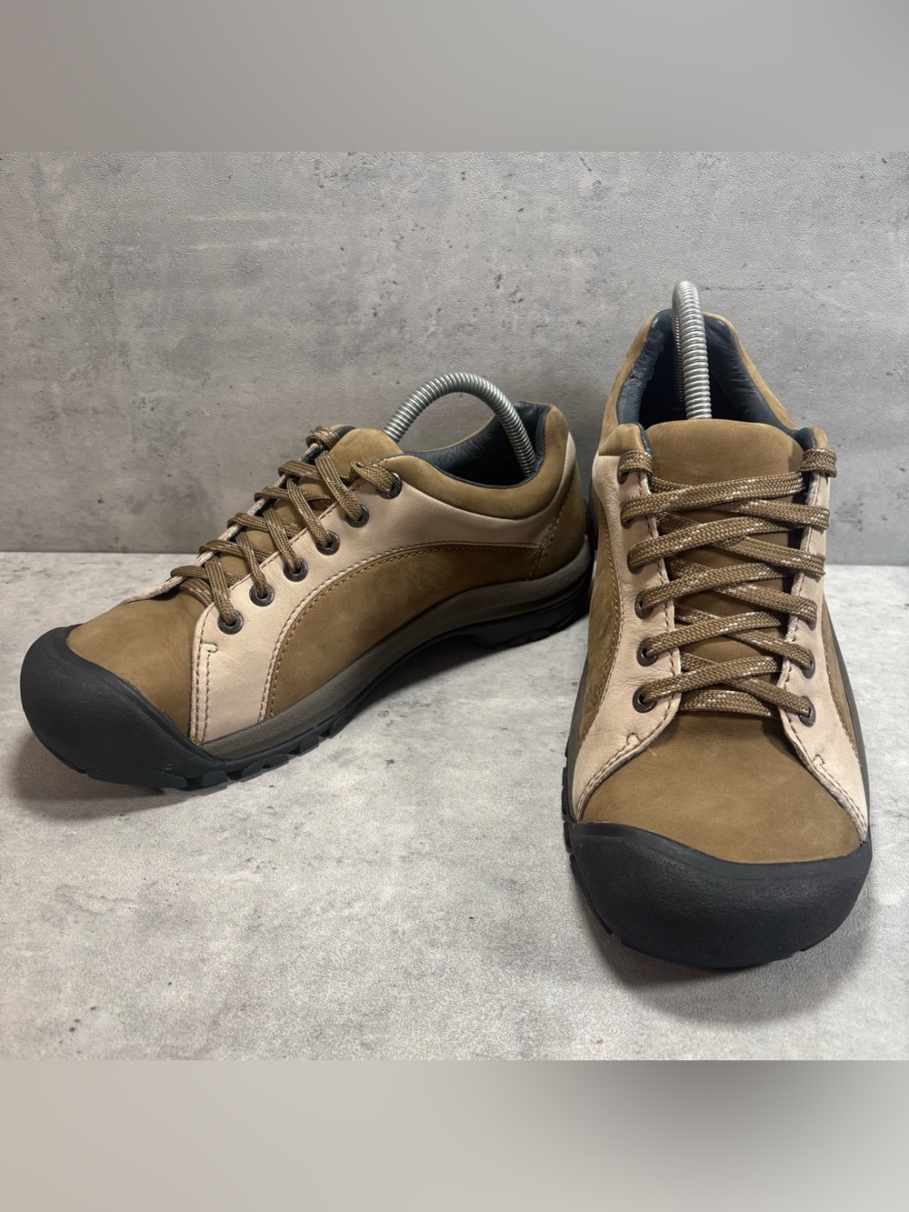 KEEN Briggs II Women's Size 10 Brown Leather Comfort Walking Hiking Shoes